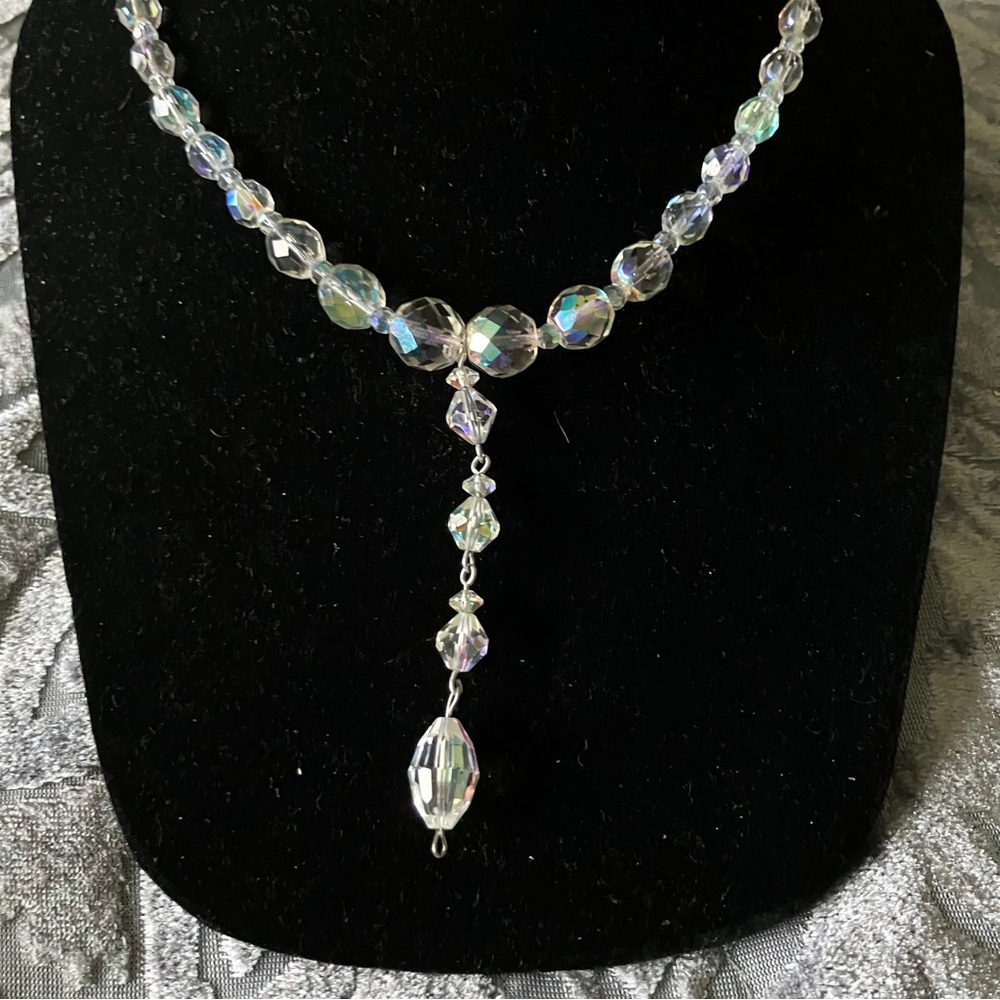 Vintage 50s Clear Crystal Aurora Borealis AB Iridiescent Glass Beaded Y Necklace - Picture 8 of 9